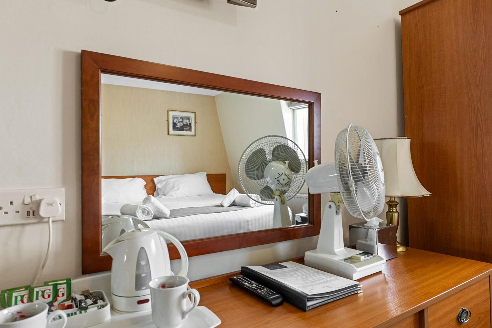 Invicta Hotel Plymouth Phòng bức ảnh